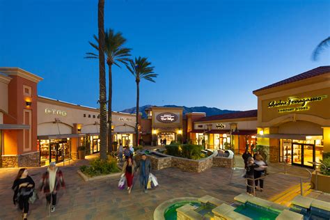 desert hills premium outlets.